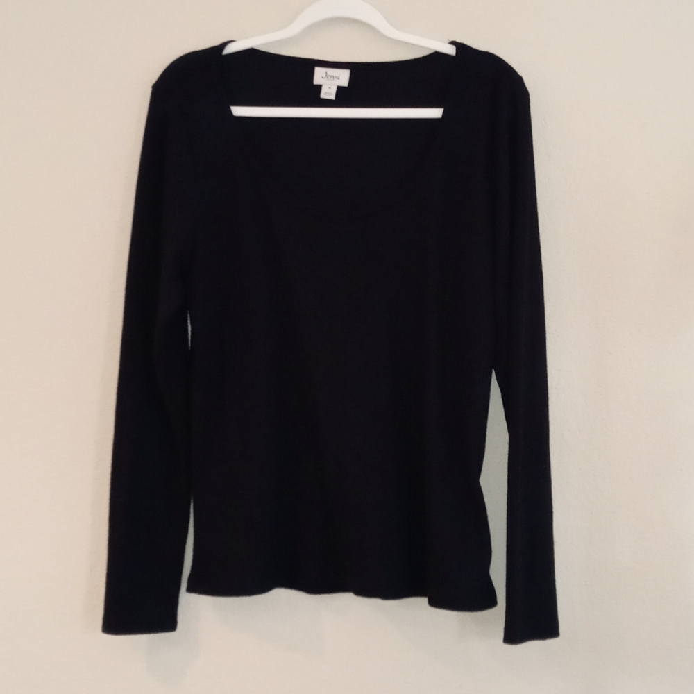 Black scoop neck top